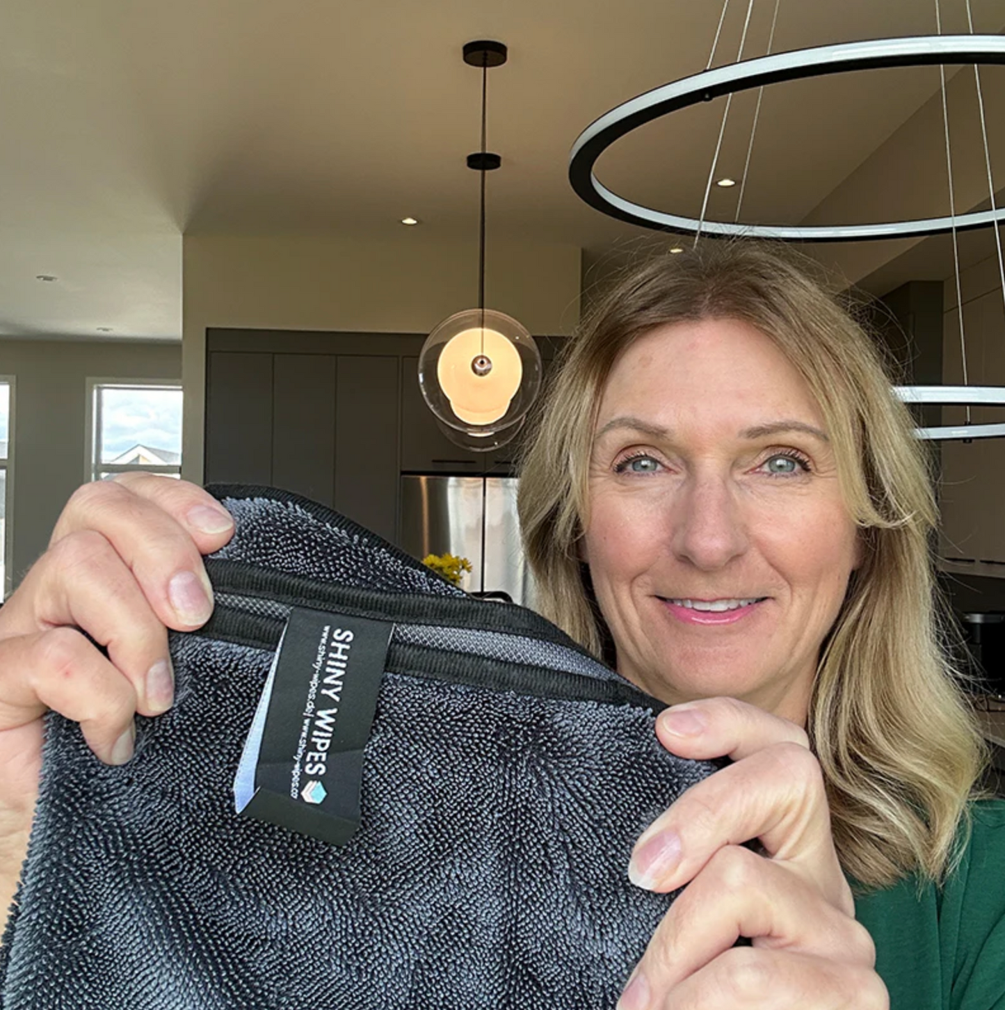 OtterDry™ - Shiny Drying Towel